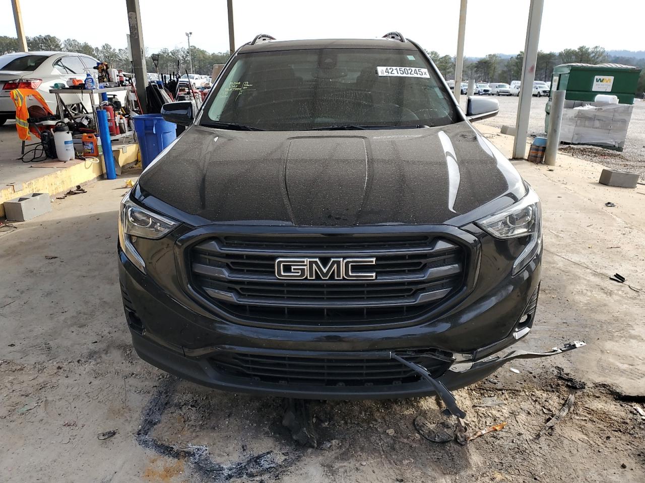 2020 GMC Terrain - Image 5