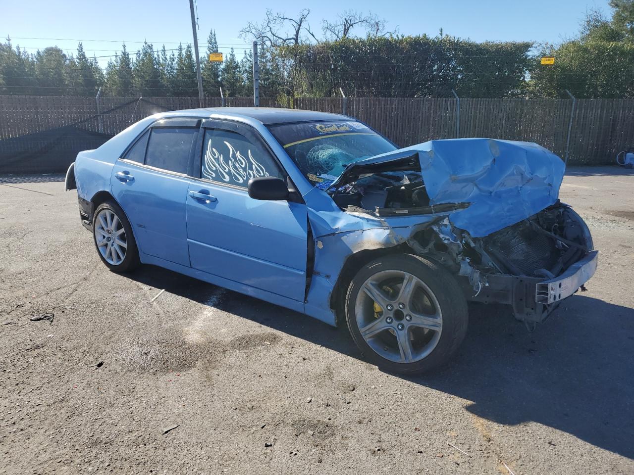 2003 Lexus IS - Image 4