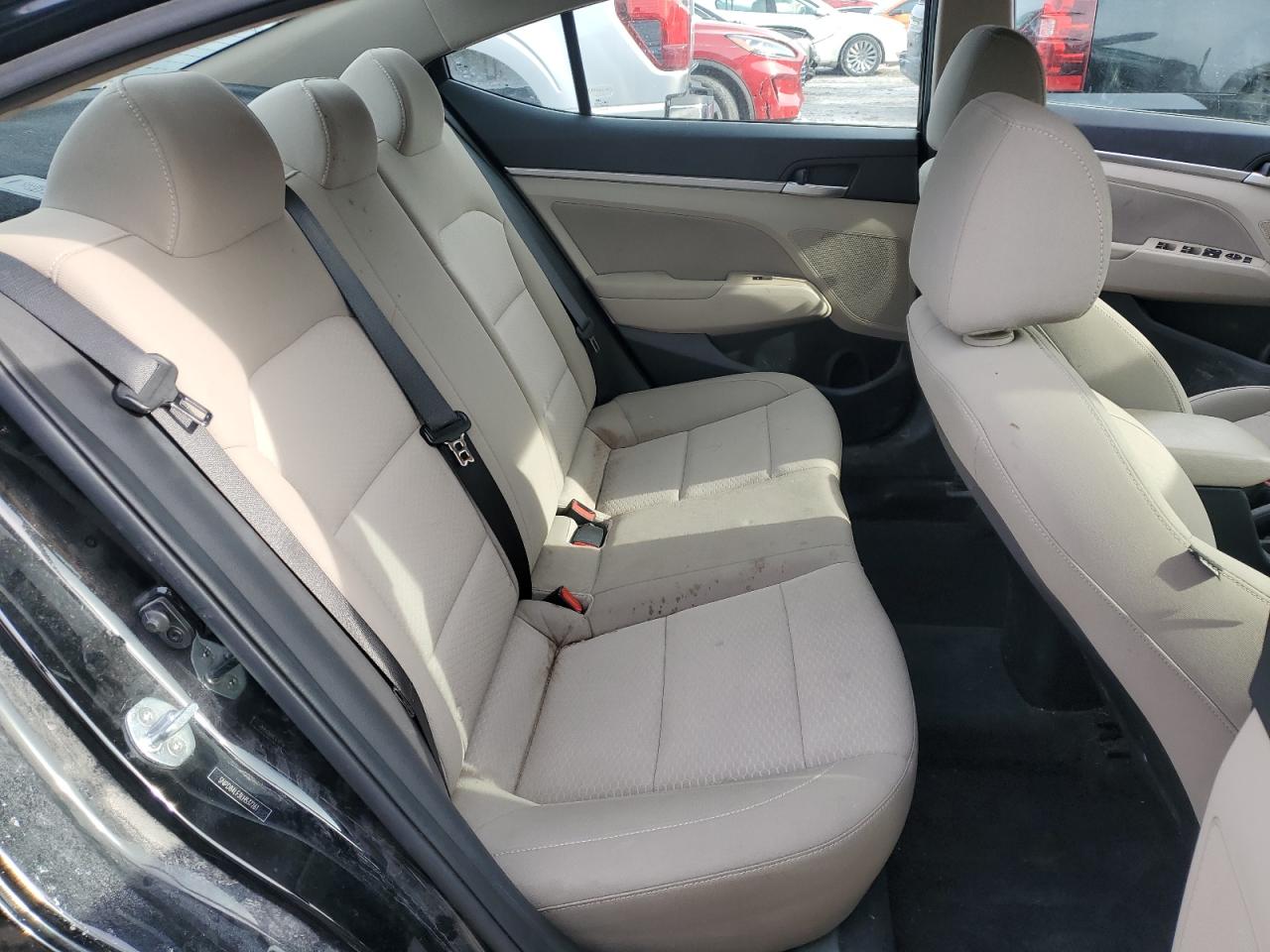 2020 Hyundai Elantra - Image 10