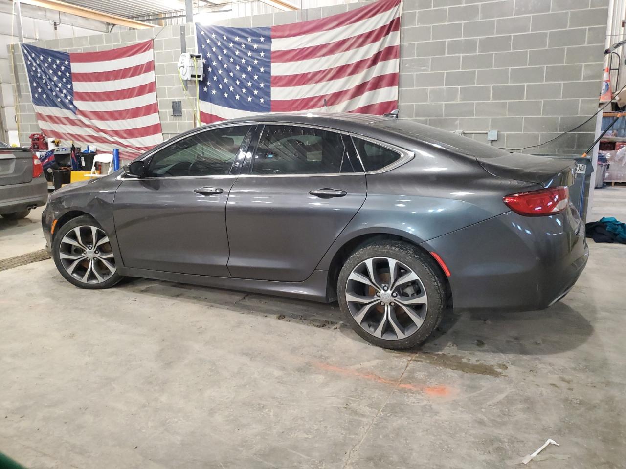2015 Chrysler 200 - Image 2