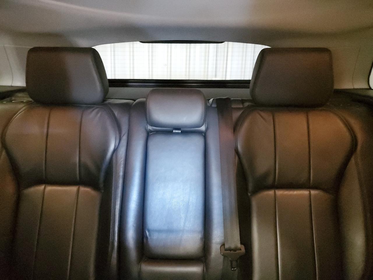2018 Land Rover Range Rover - Image 10