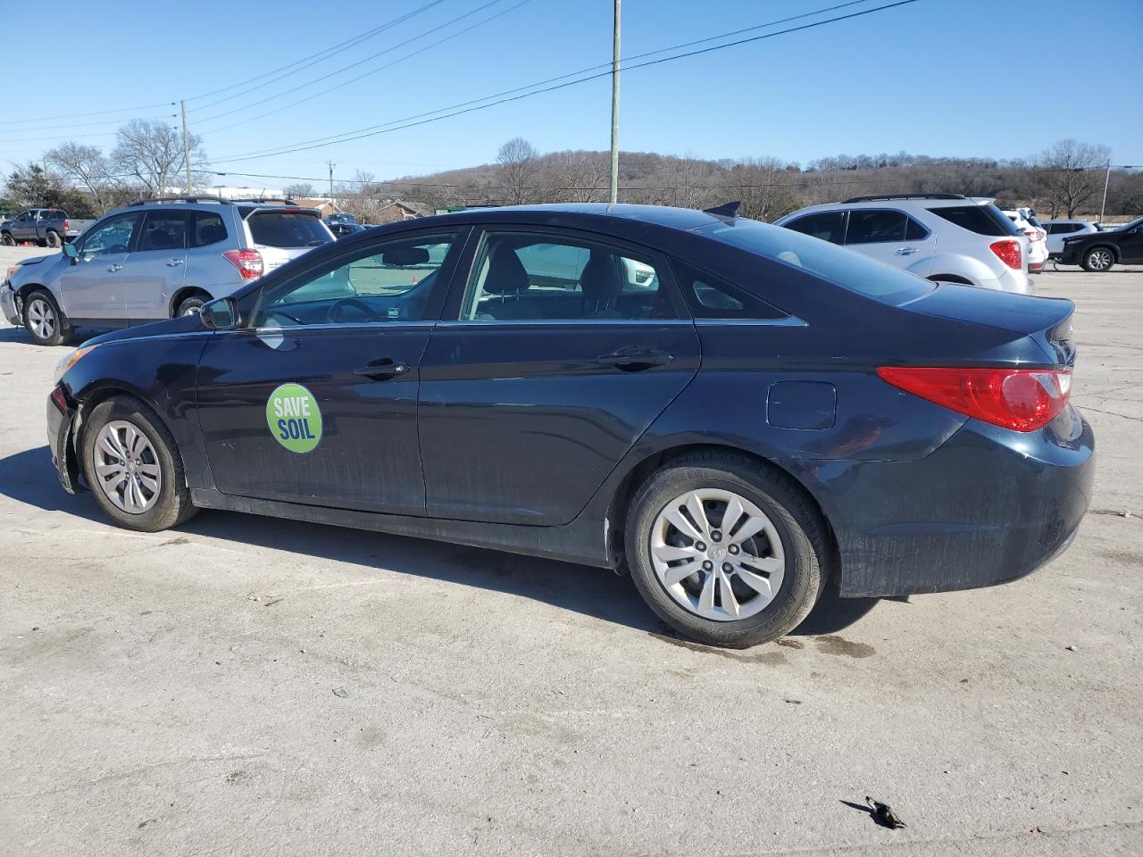 2012 Hyundai Sonata - Image 2