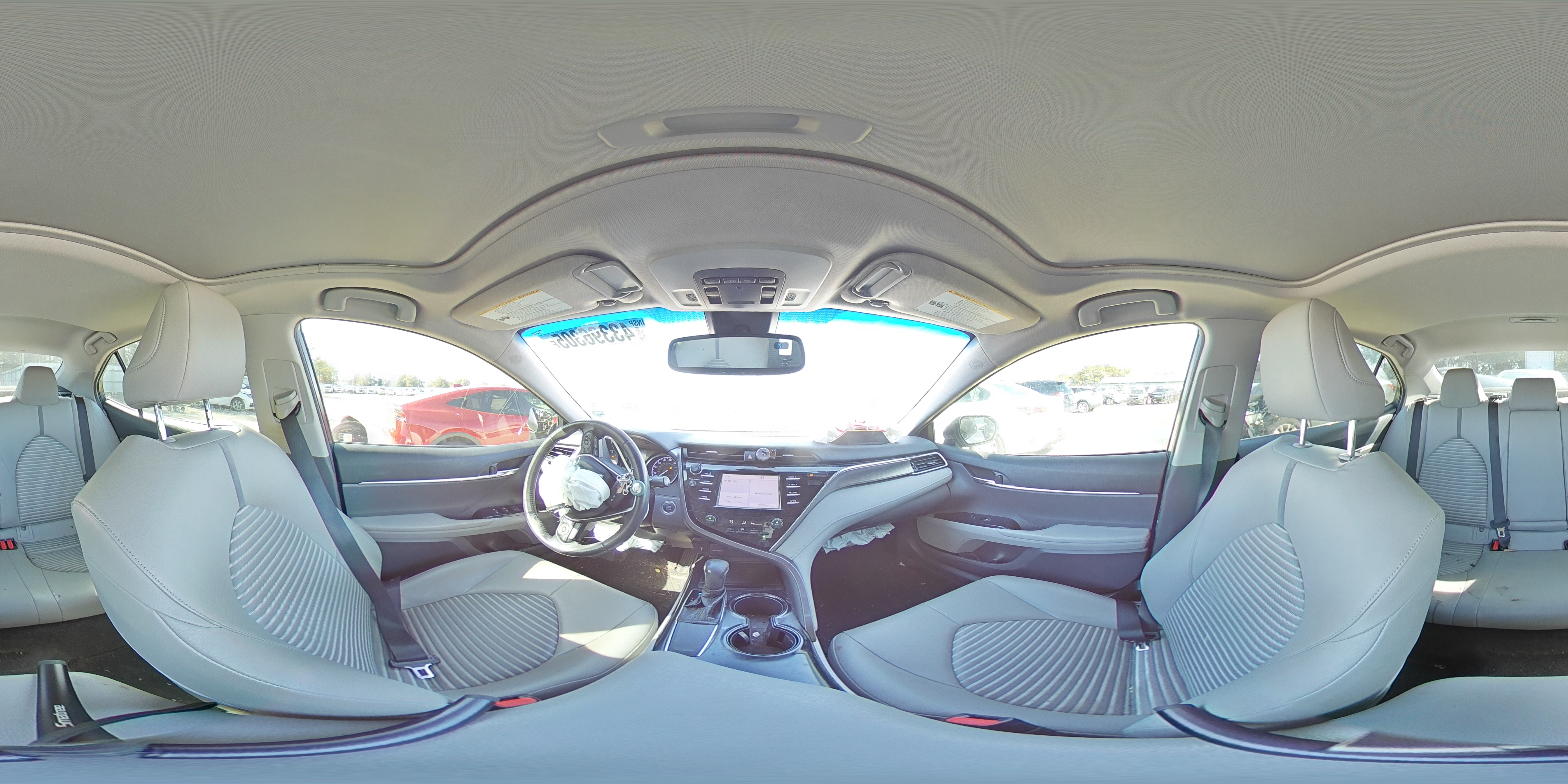 2018 Toyota Camry - Image 13