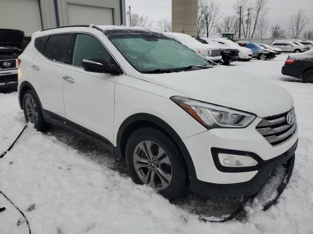  HYUNDAI SANTA FE 2015 Белый