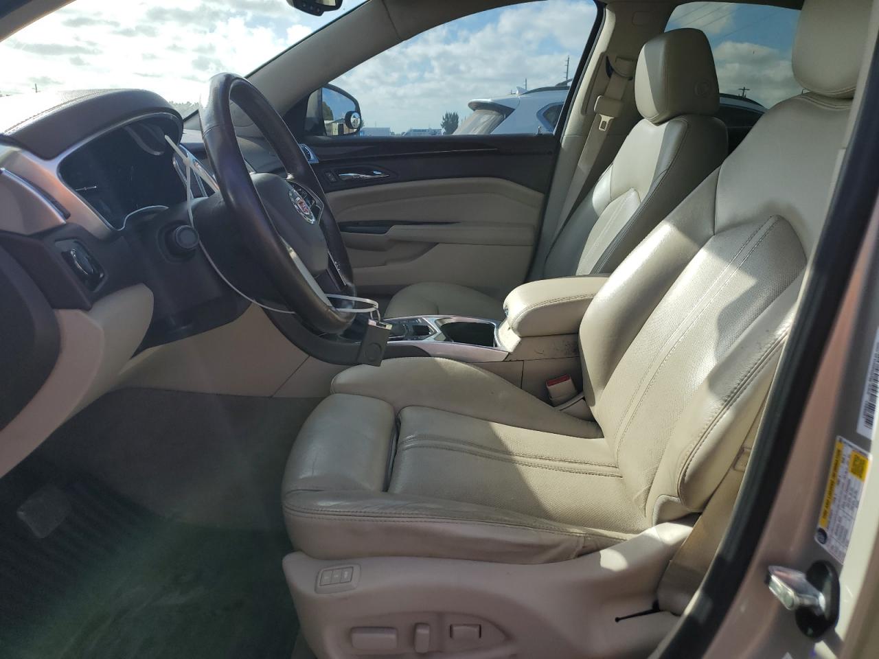 2014 Cadillac SRX - Image 7