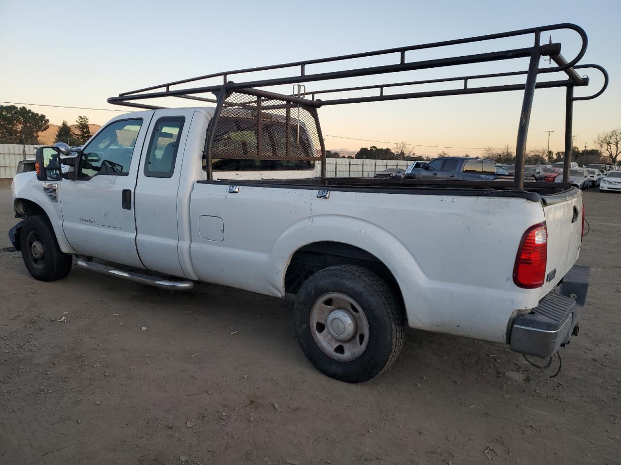 2008 Ford F250 - Image 2