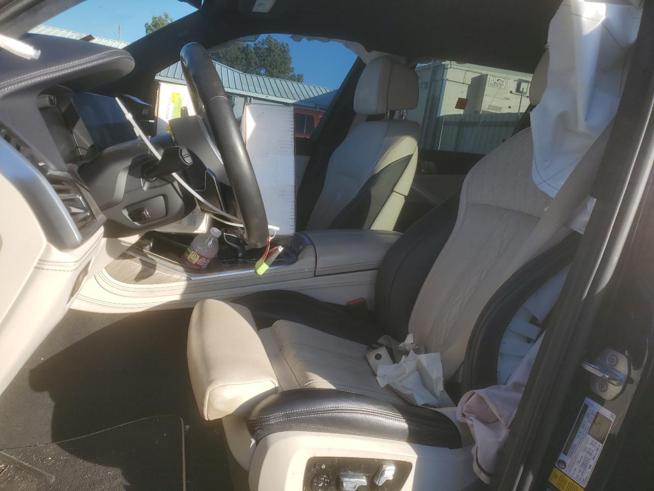 2021 BMW X7 - Image 7