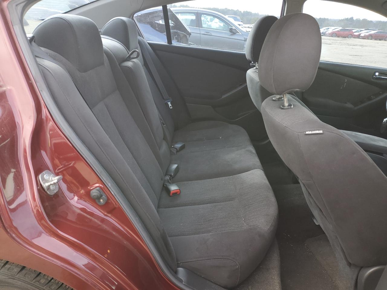 2010 Nissan Altima - Image 10