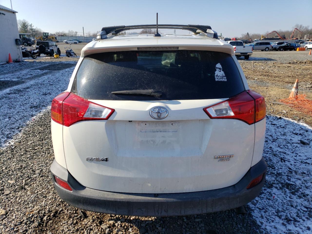 2015 Toyota RAV 4 - Image 6