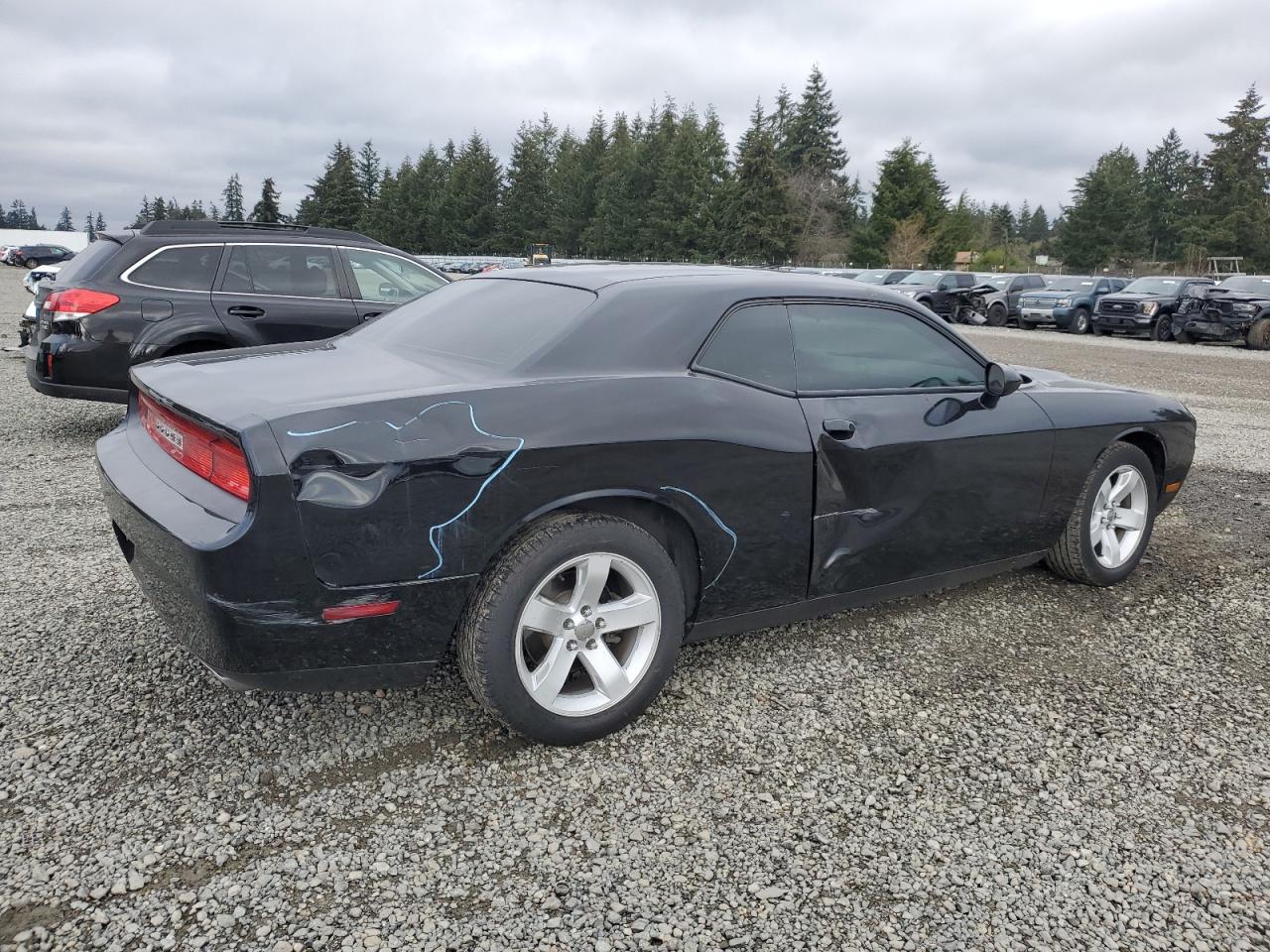 VIN 2C3CDYAG3DH718689 2013 DODGE CHALLENGER no.3