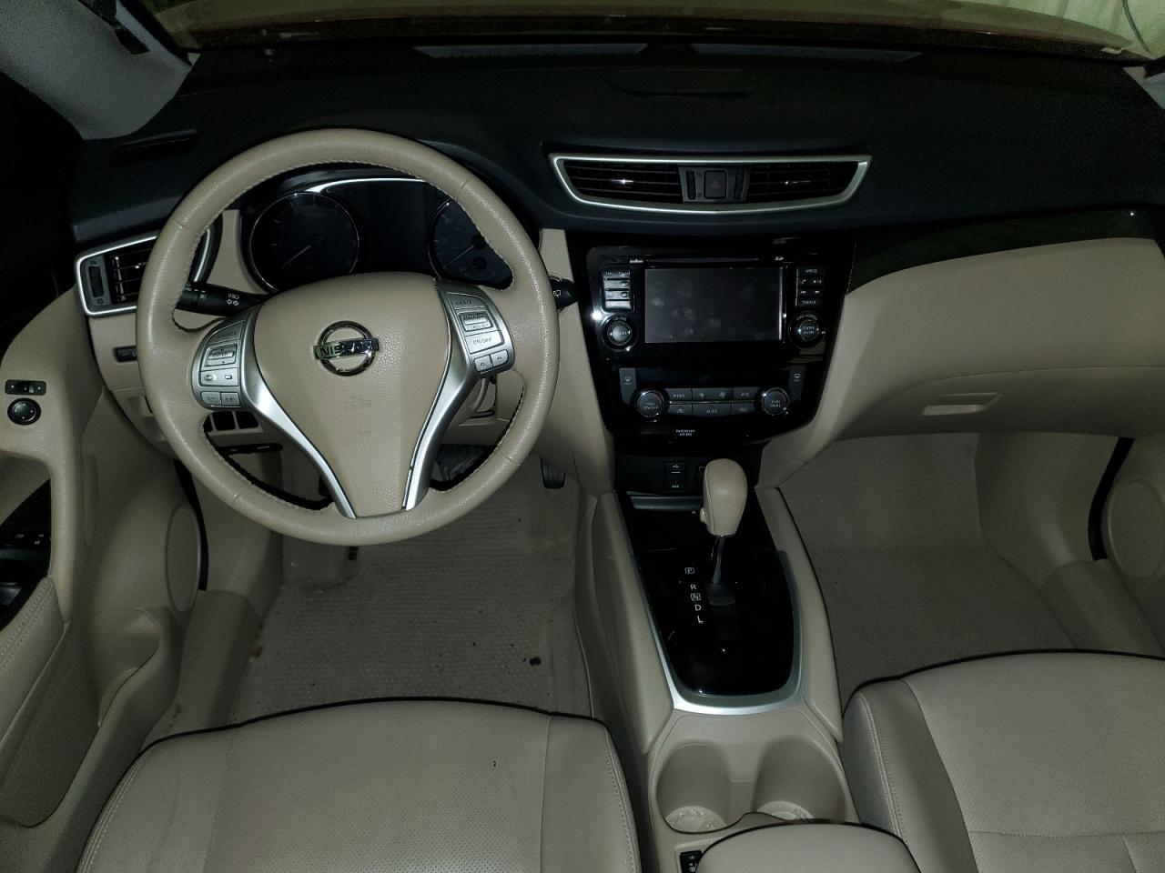 2015 Nissan Rogue - Image 8