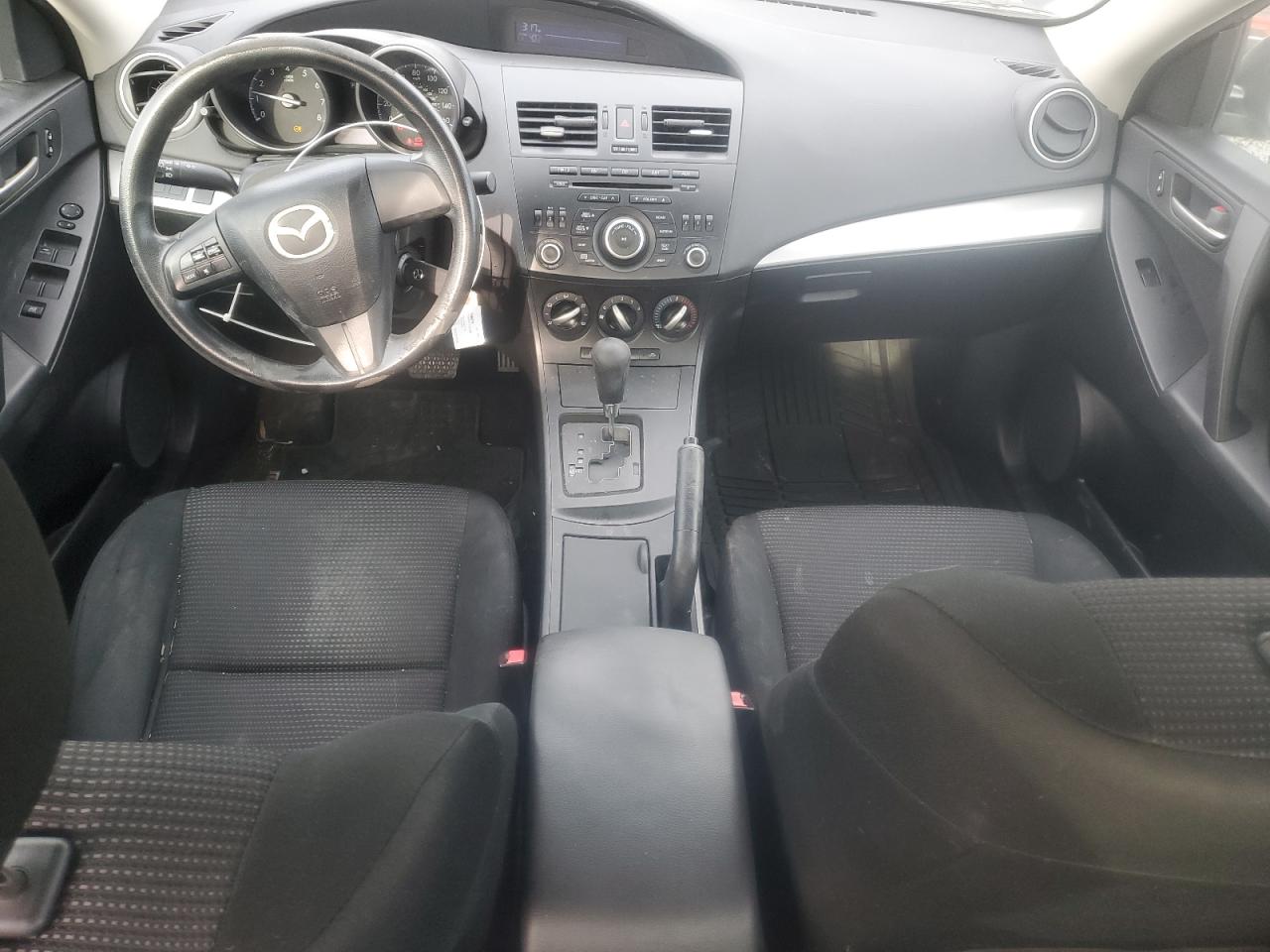 2012 Mazda 3 - Image 8