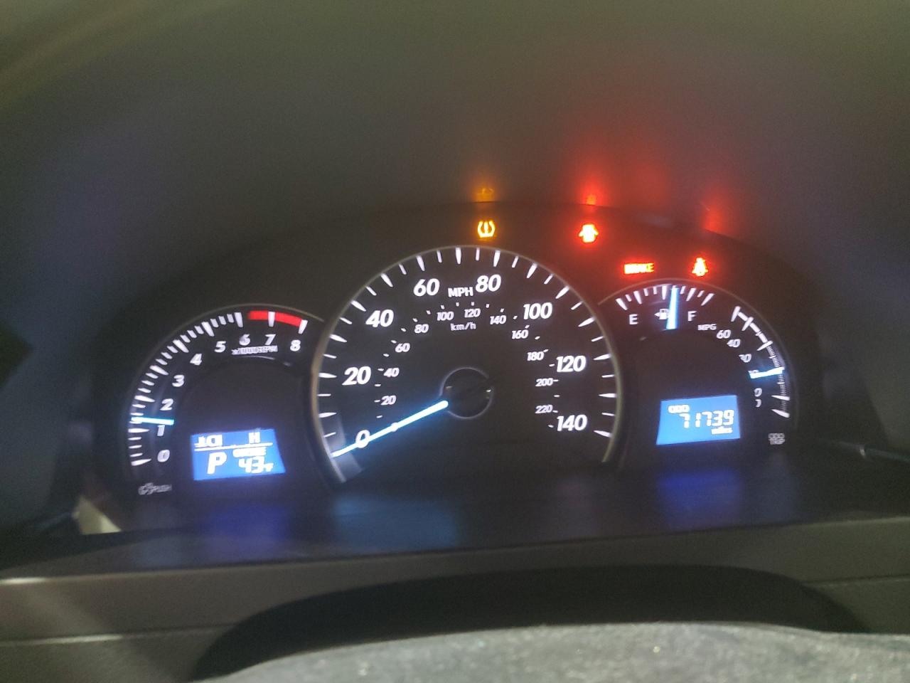 2013 Toyota Camry - Image 9