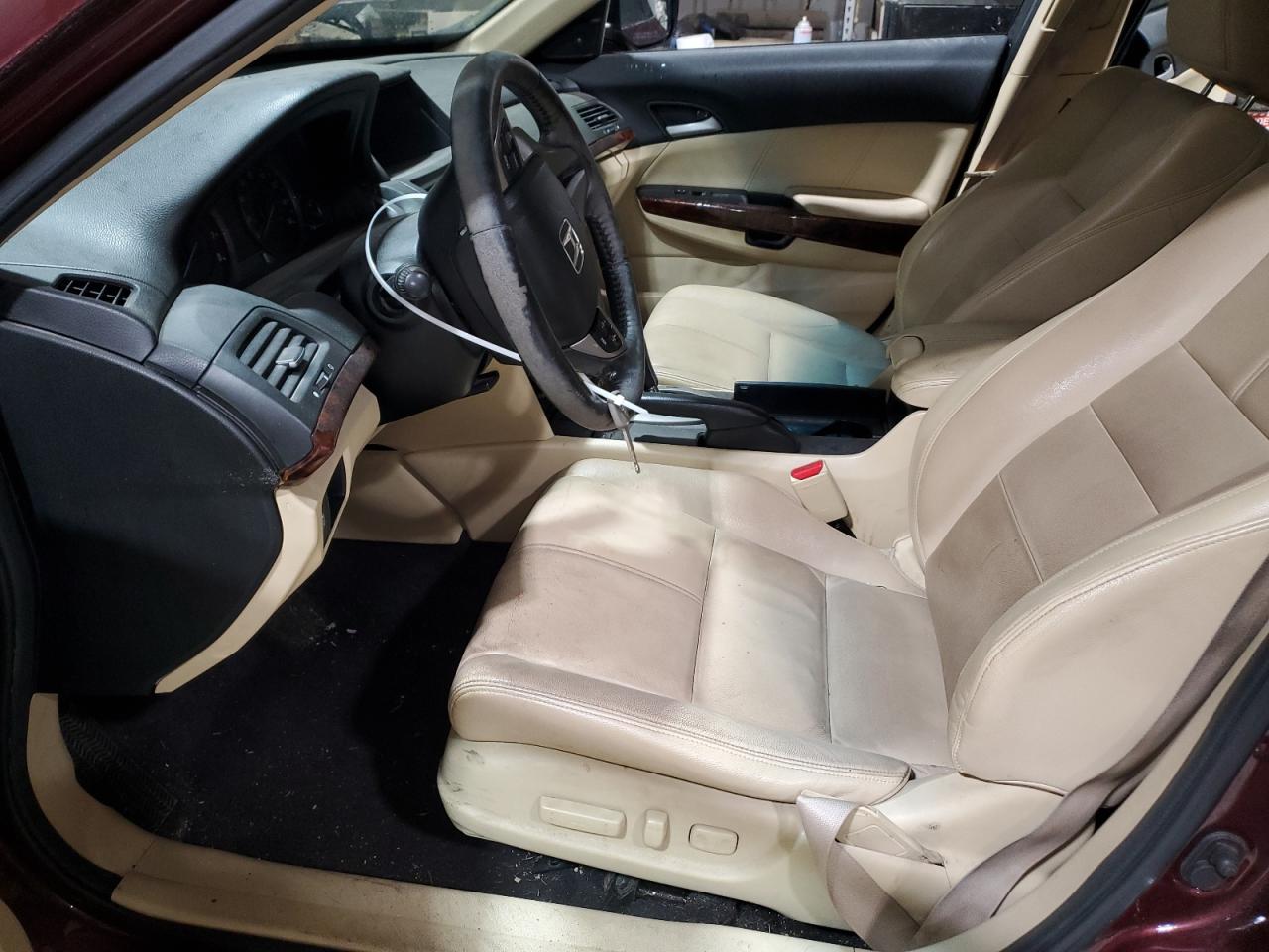 2012 Honda Crosstour - Image 7