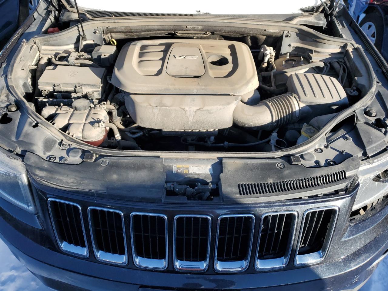 2016 Jeep Grand Cherokee - Image 11