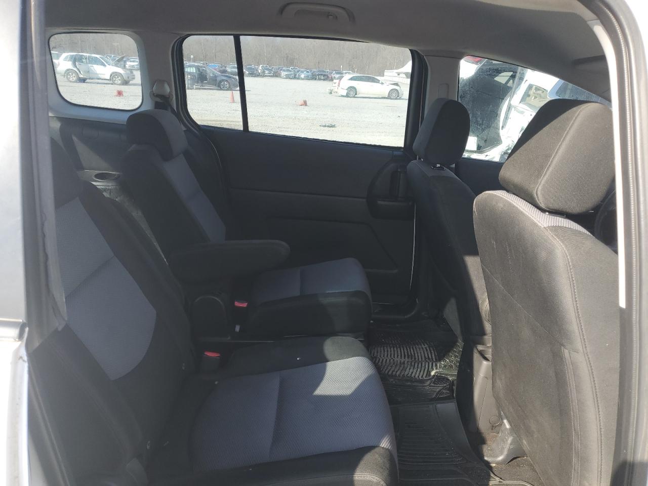 2007 Mazda 5 - Image 11