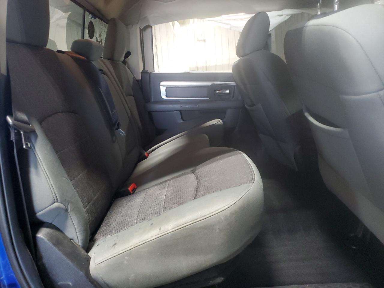 2014 RAM 2500 - Image 10