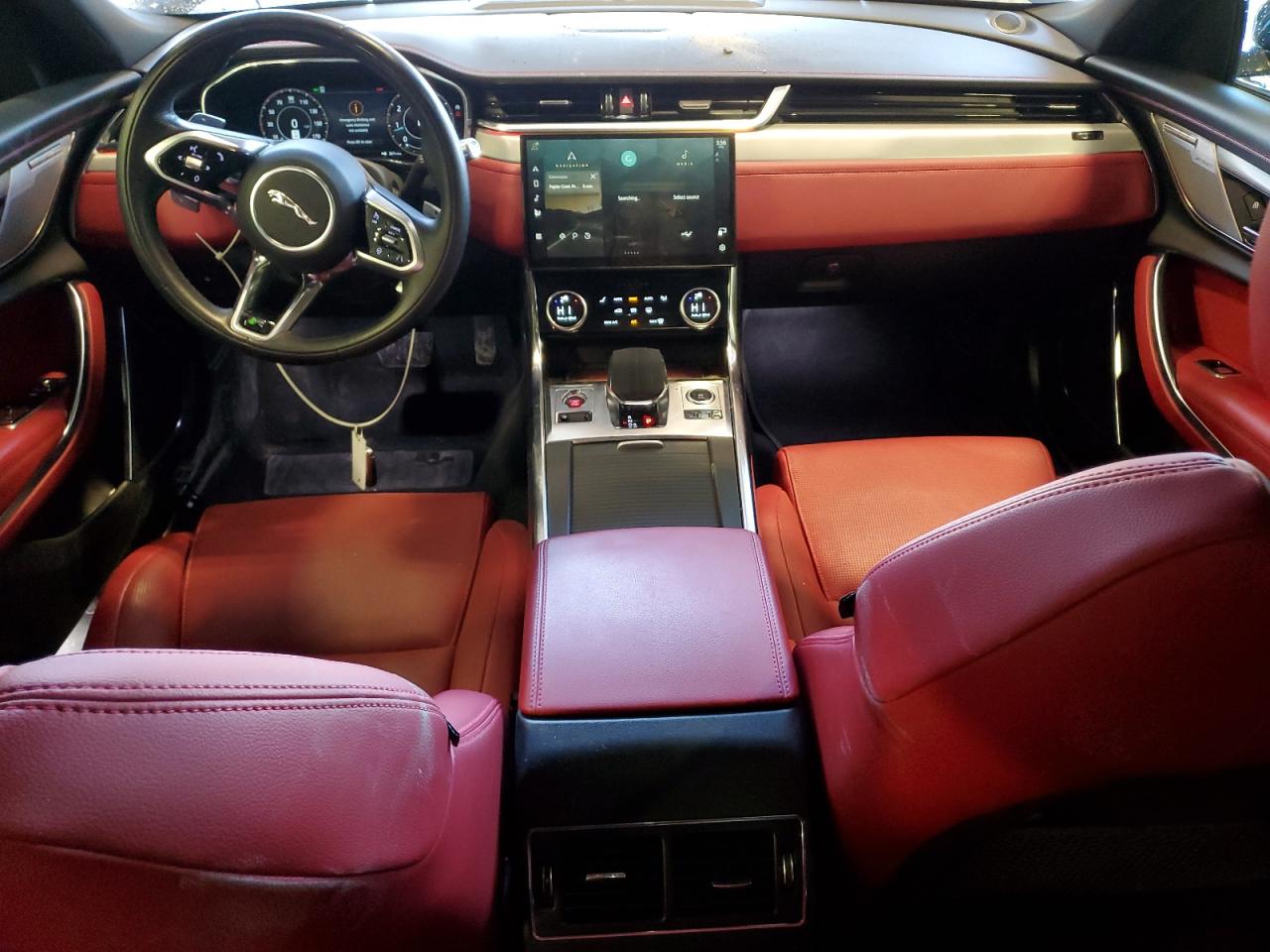 2021 Jaguar XF - Image 8