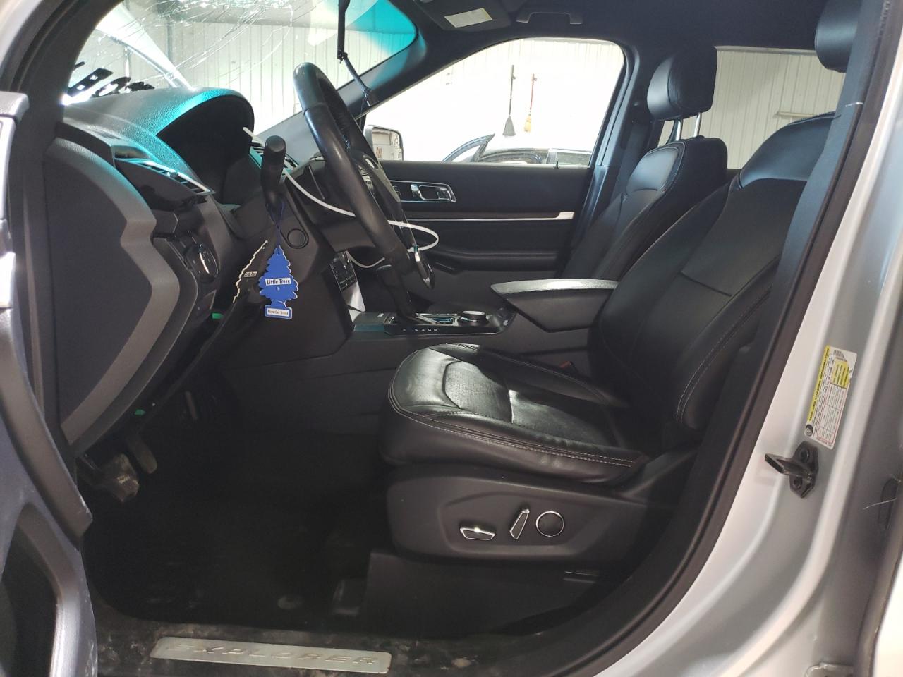2016 Ford Explorer - Image 7