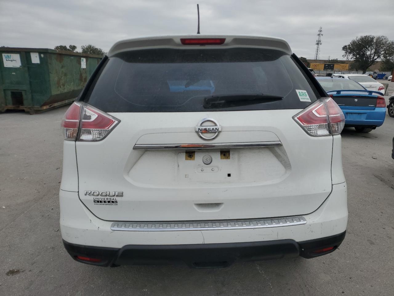 VIN KNMAT2MT2FP573137 2015 NISSAN ROGUE no.6