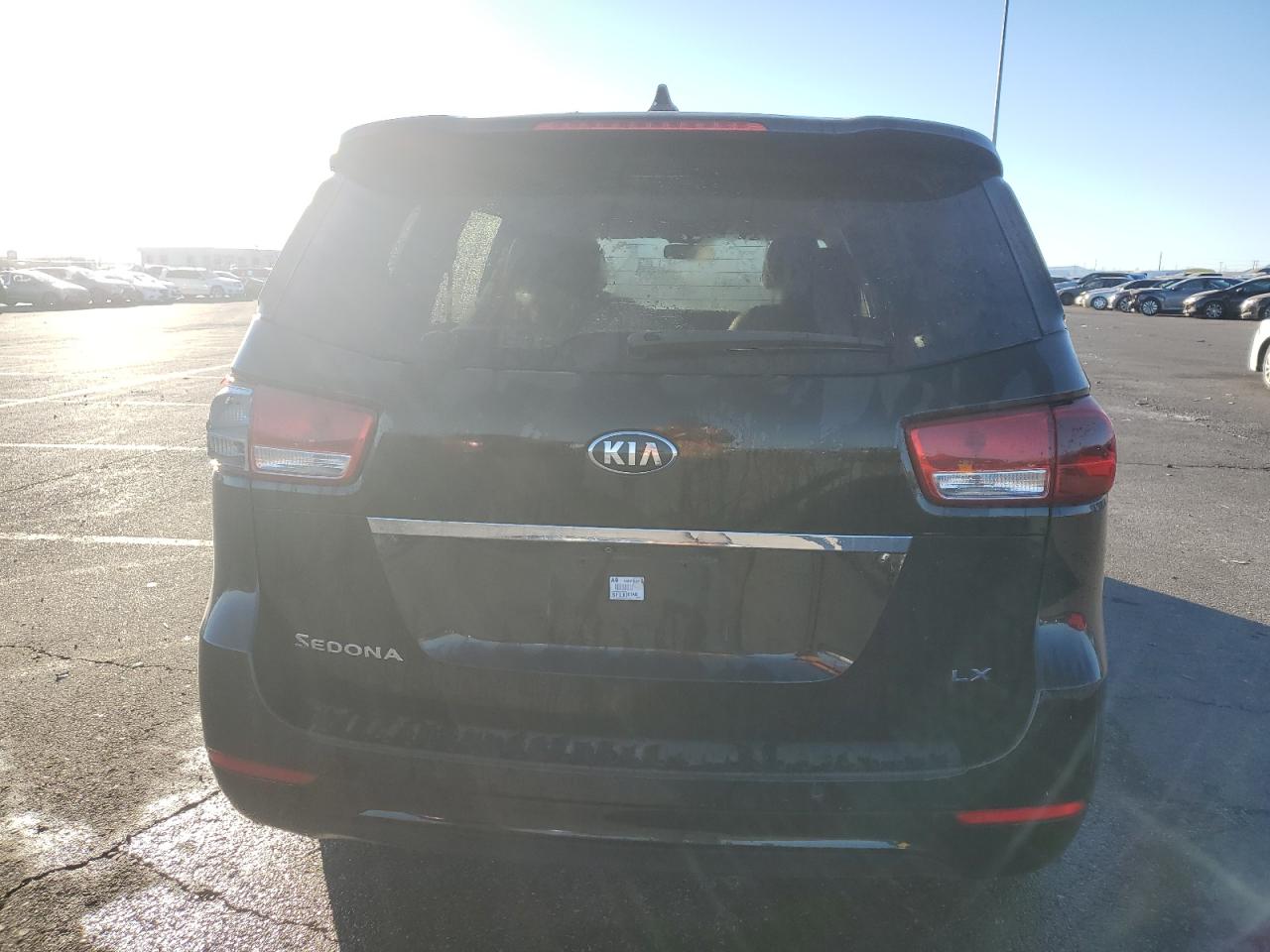 2016 Kia Sedona - Image 6