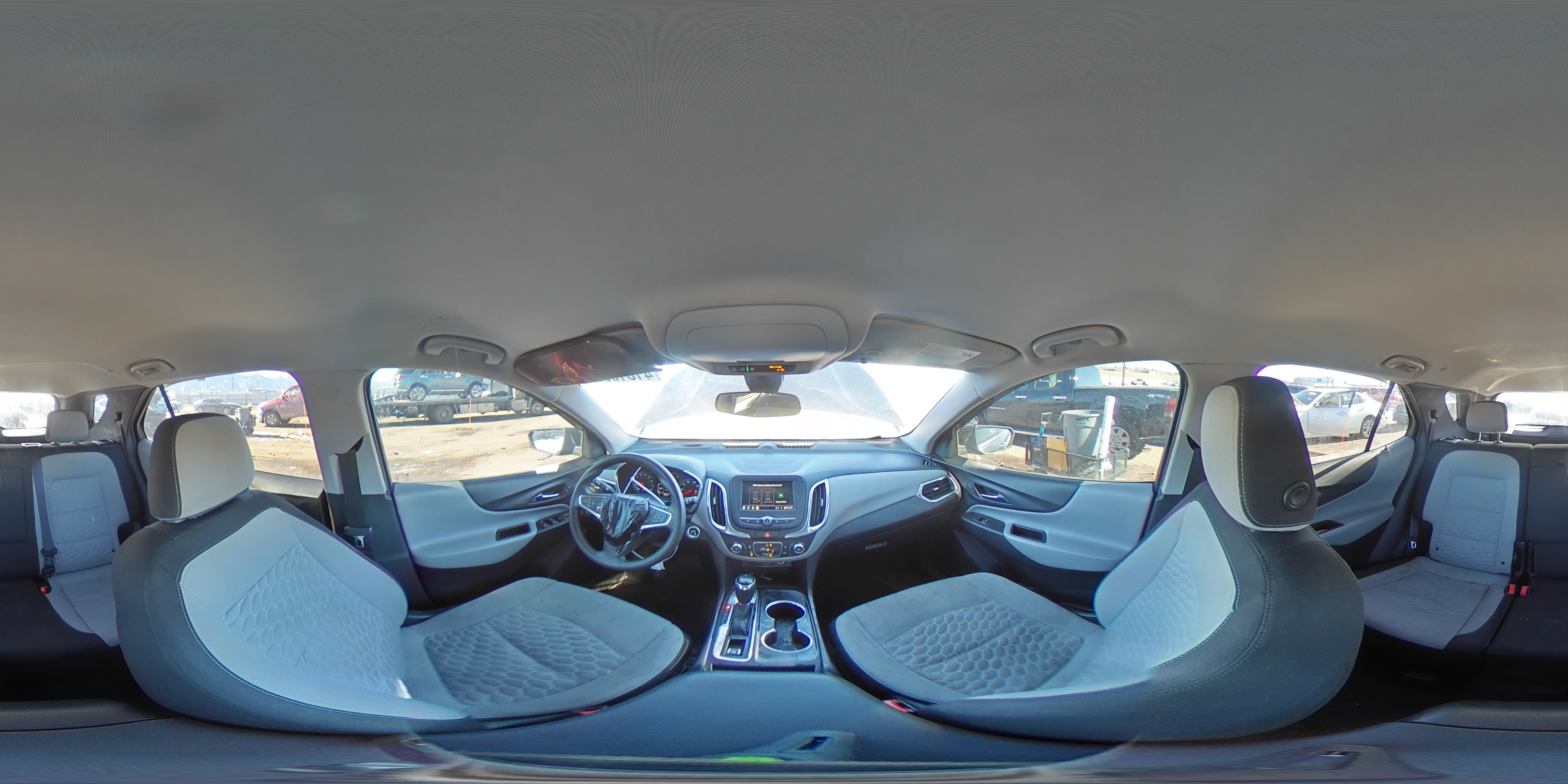 2020 Chevrolet Equinox - Image 13