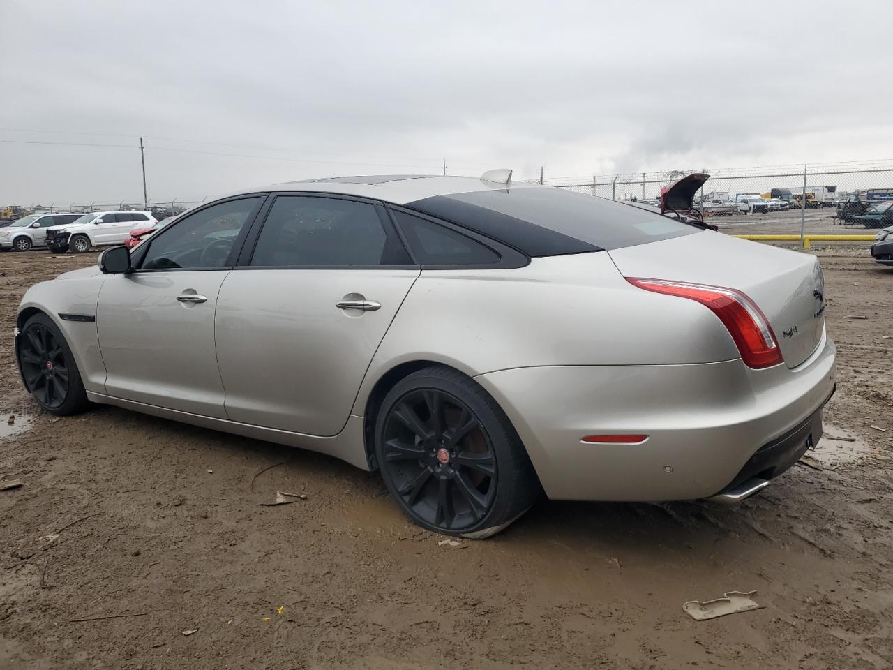 2017 Jaguar XJ - Image 2