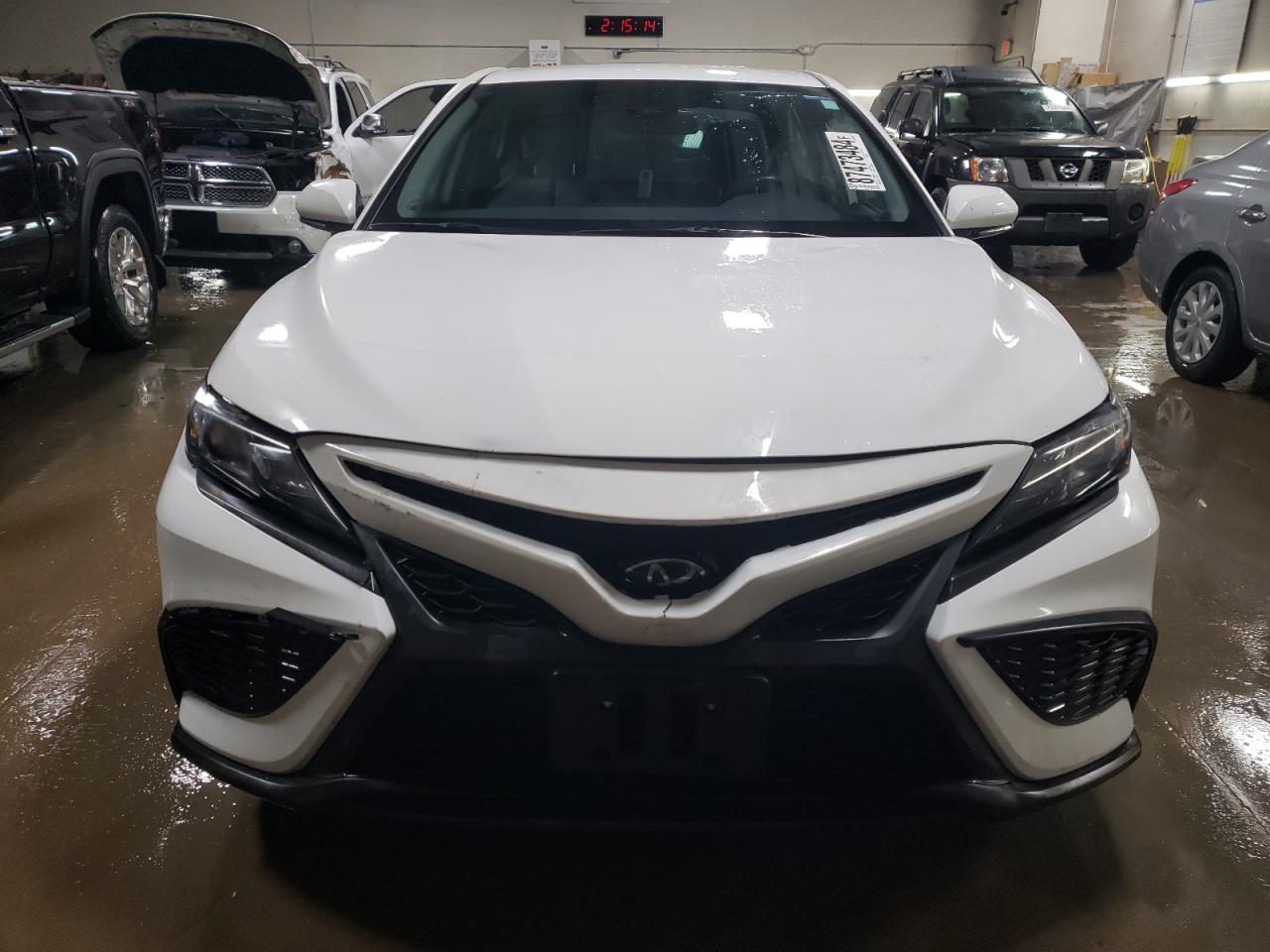 2022 Toyota Camry - Image 5