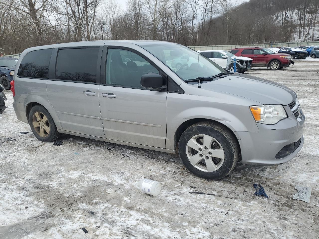 2016 Dodge Caravan - Image 4