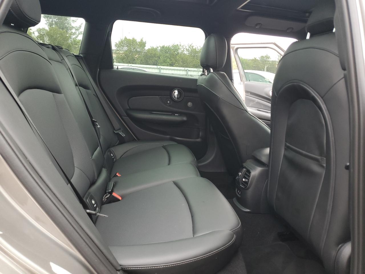 2020 MINI Cooper - Image 10