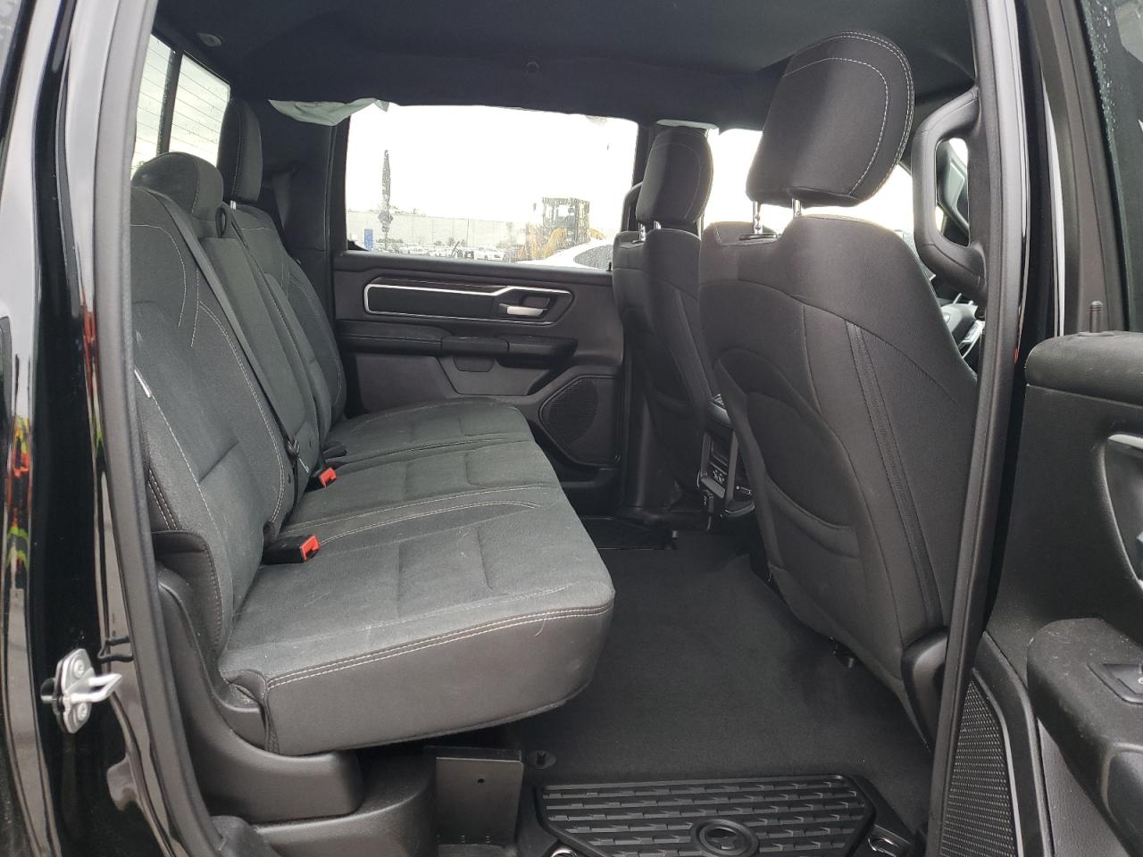 2022 RAM 1500 - Image 10
