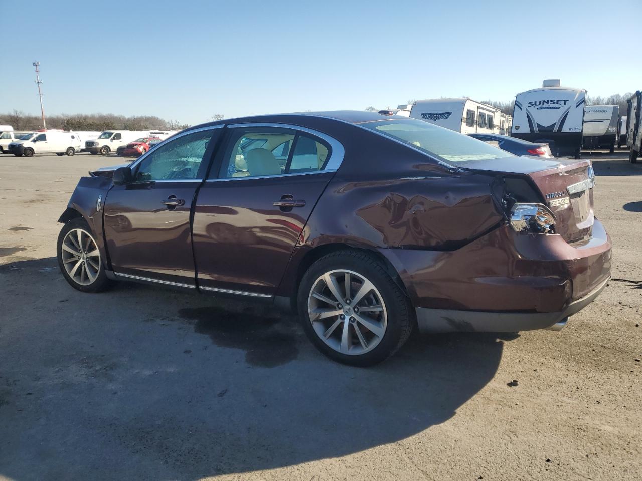 2009 Lincoln MKS - Image 2