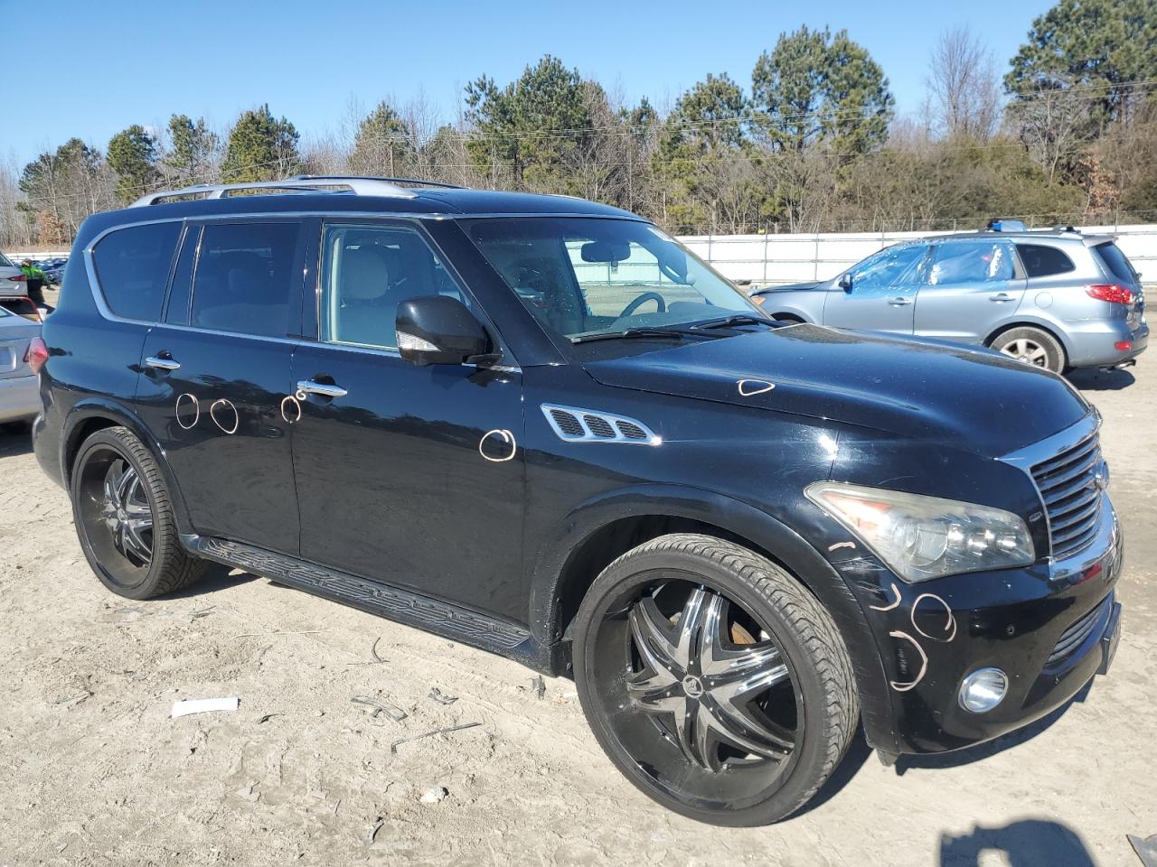 2012 Infiniti QX56 - Image 4