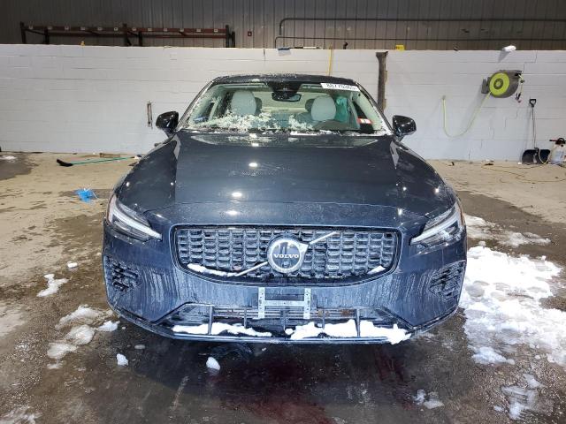  VOLVO S60 PLUS 2023 Granatowy