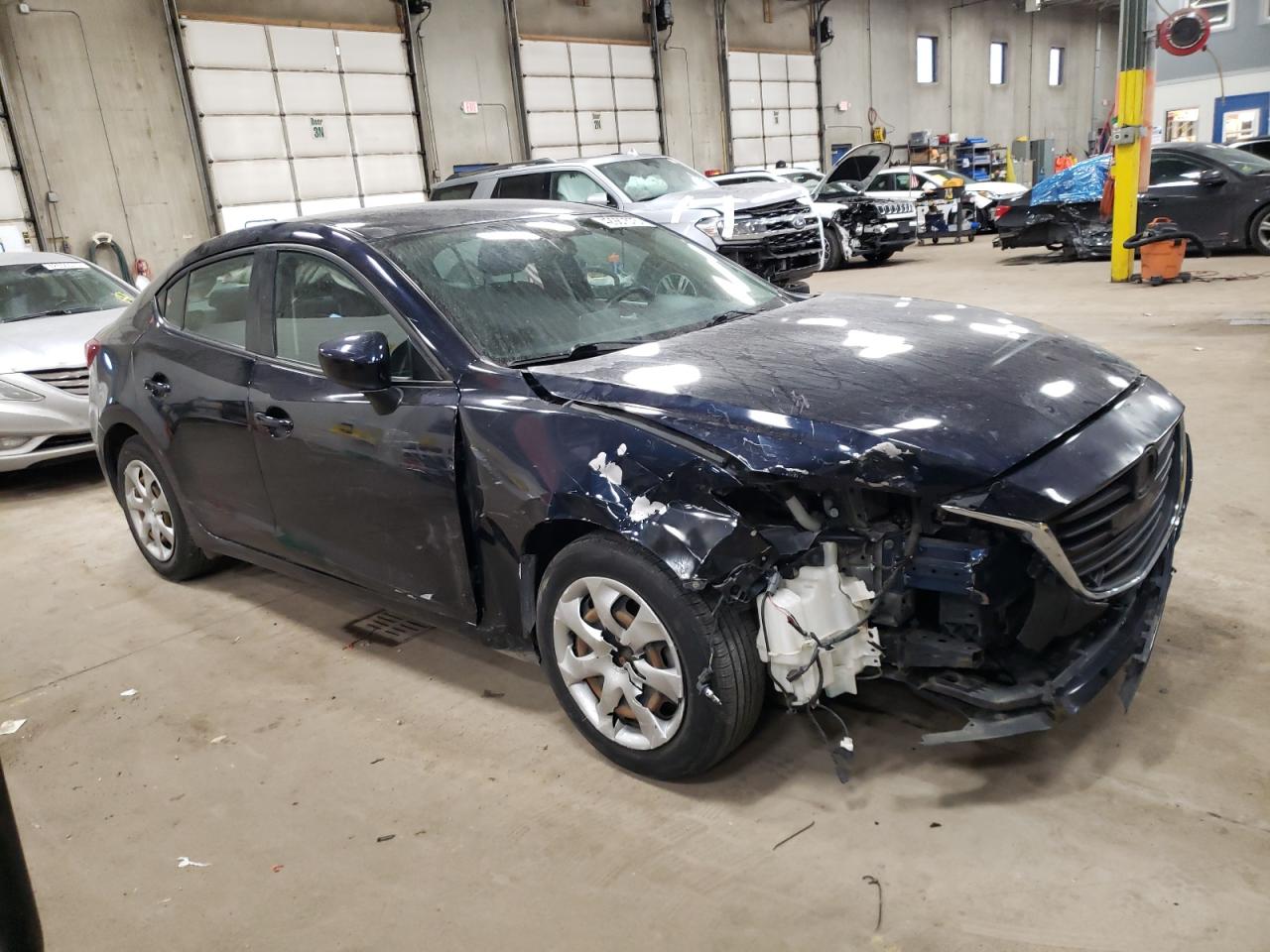 2016 Mazda 3 - Image 4