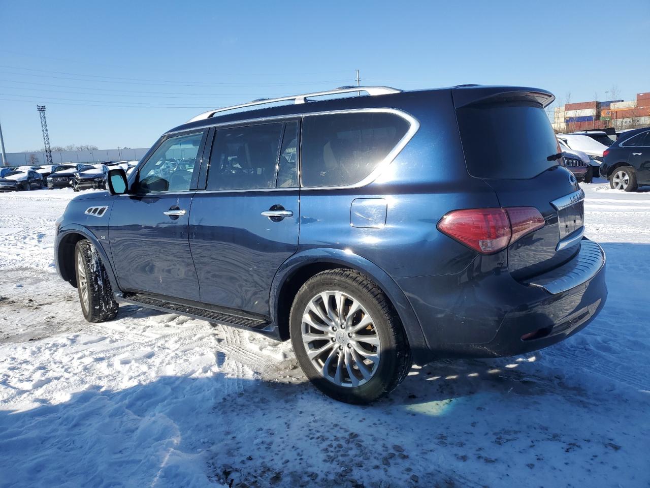 2015 Infiniti QX80 - Image 2