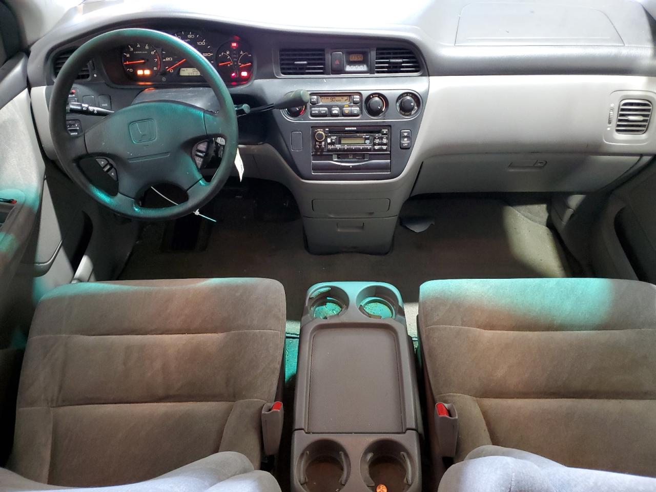 2001 Honda Odyssey - Image 8