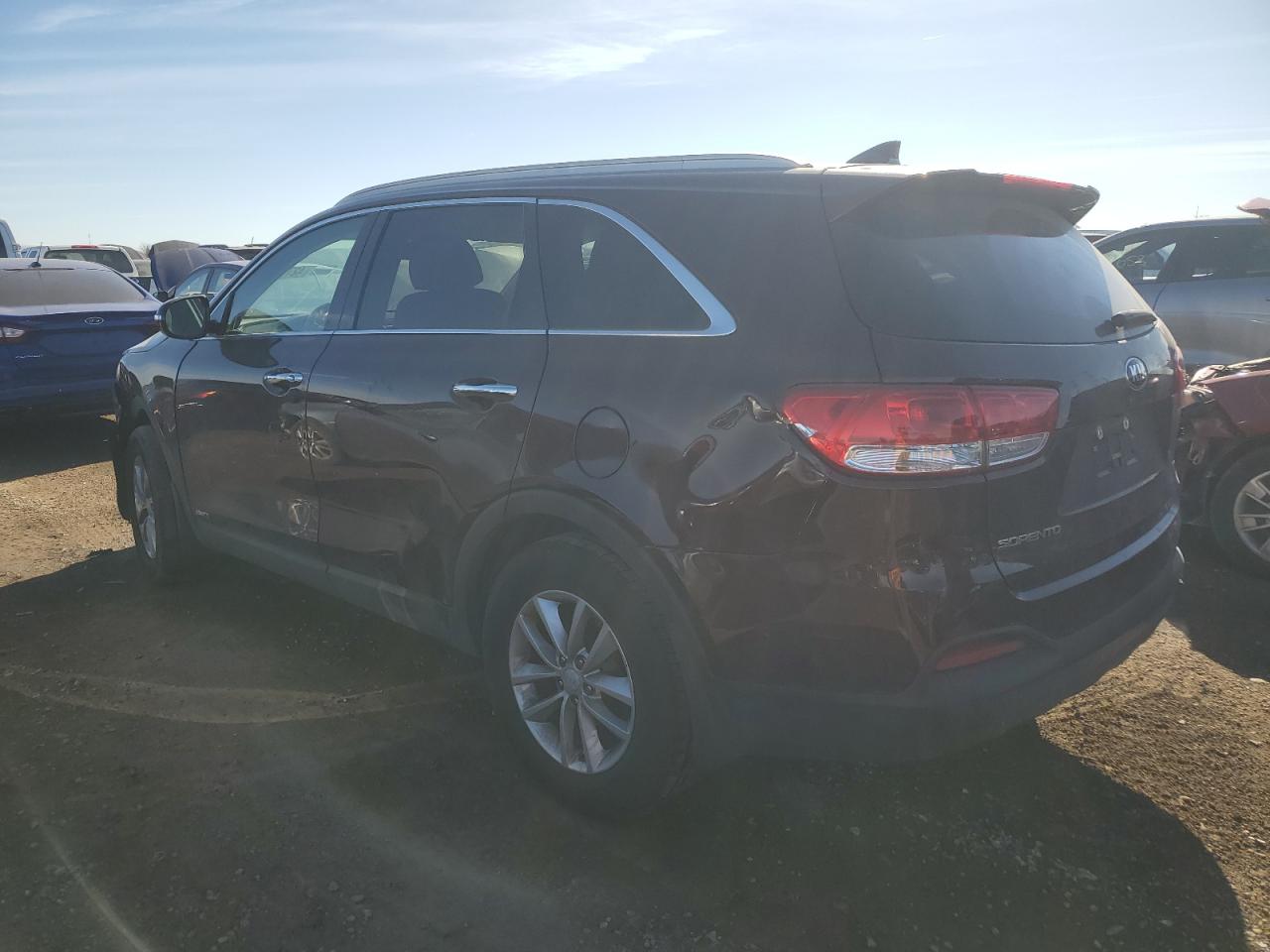 2018 Kia Sorento - Image 2