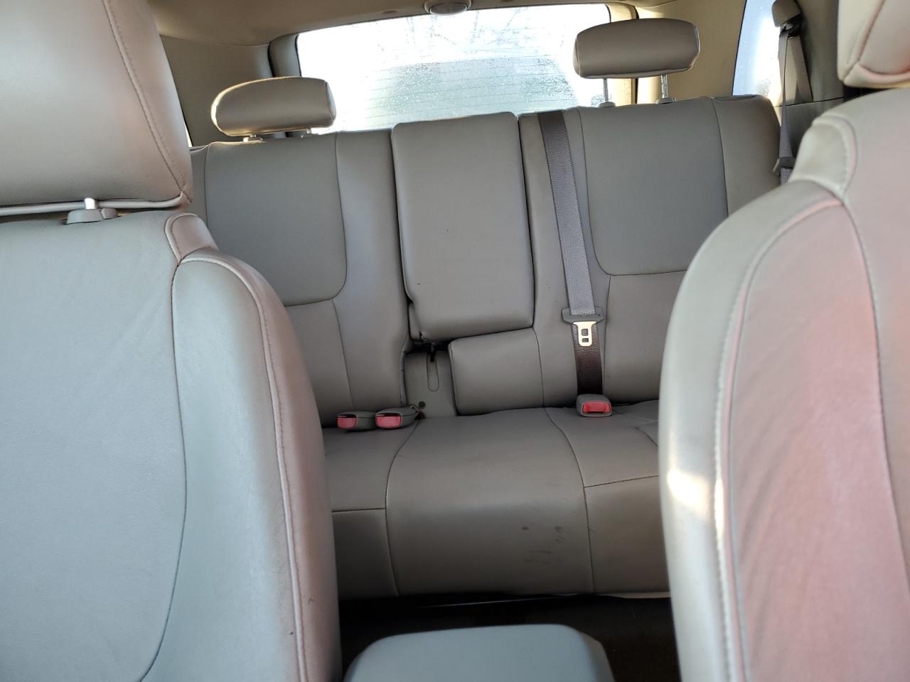 2008 Chevrolet Equinox - Image 10