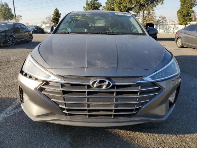  HYUNDAI ELANTRA 2019 Серый