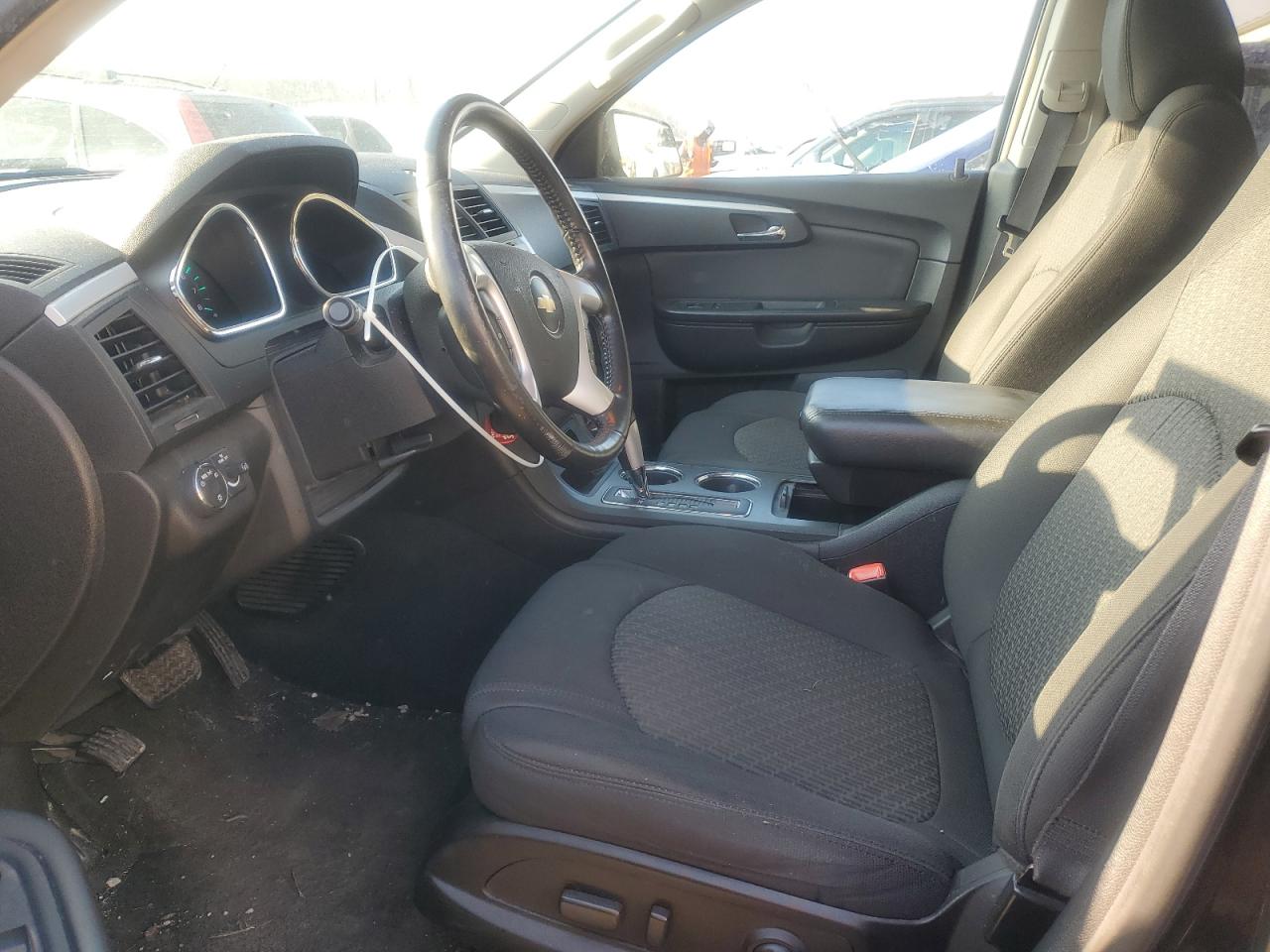 2009 Chevrolet Traverse - Image 7
