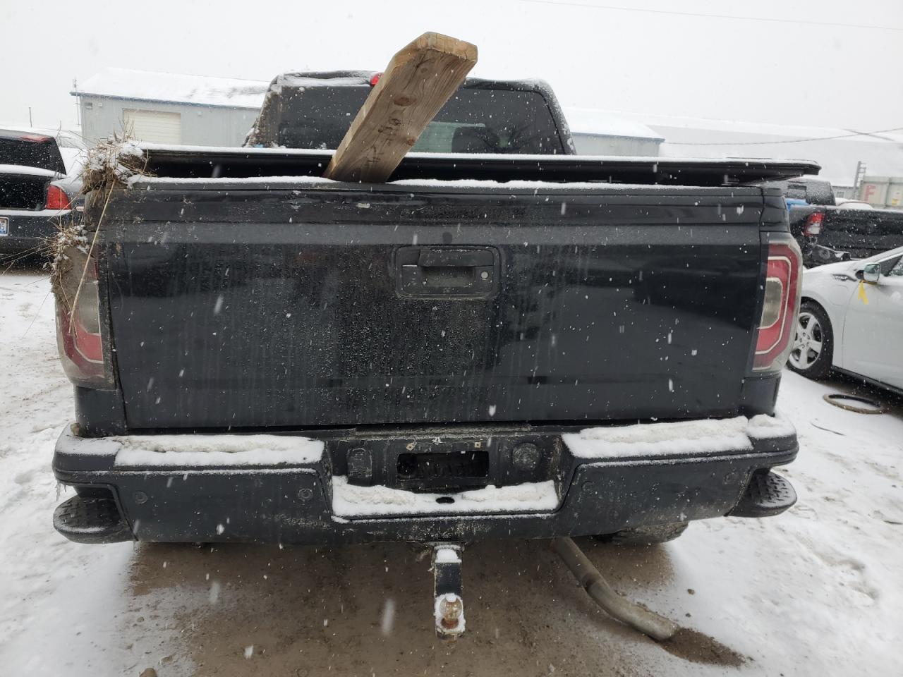 2017 GMC Sierra - Image 6