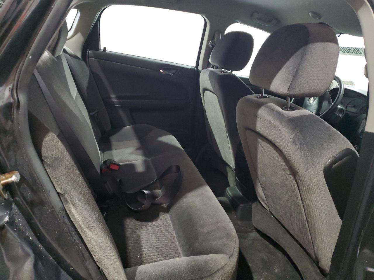 2015 Chevrolet Impala - Image 10