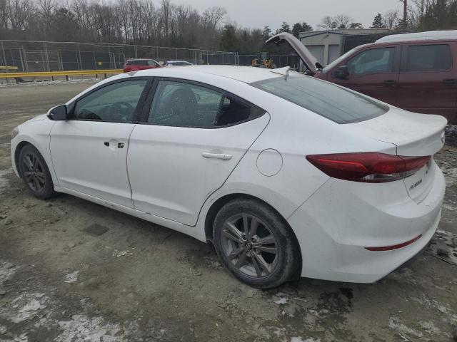  HYUNDAI ELANTRA 2017 Белы