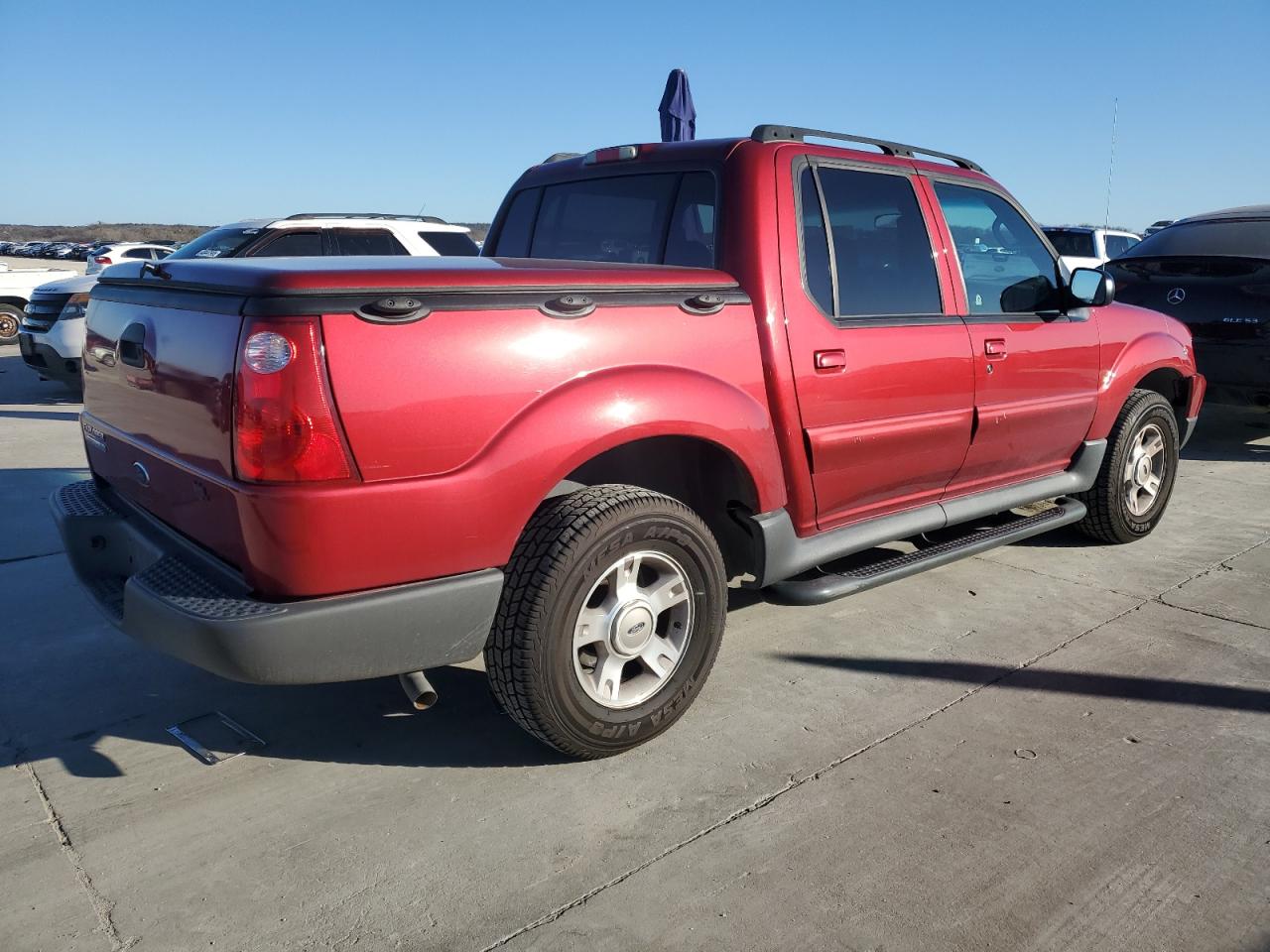 2004 Ford Explorer - Image 3