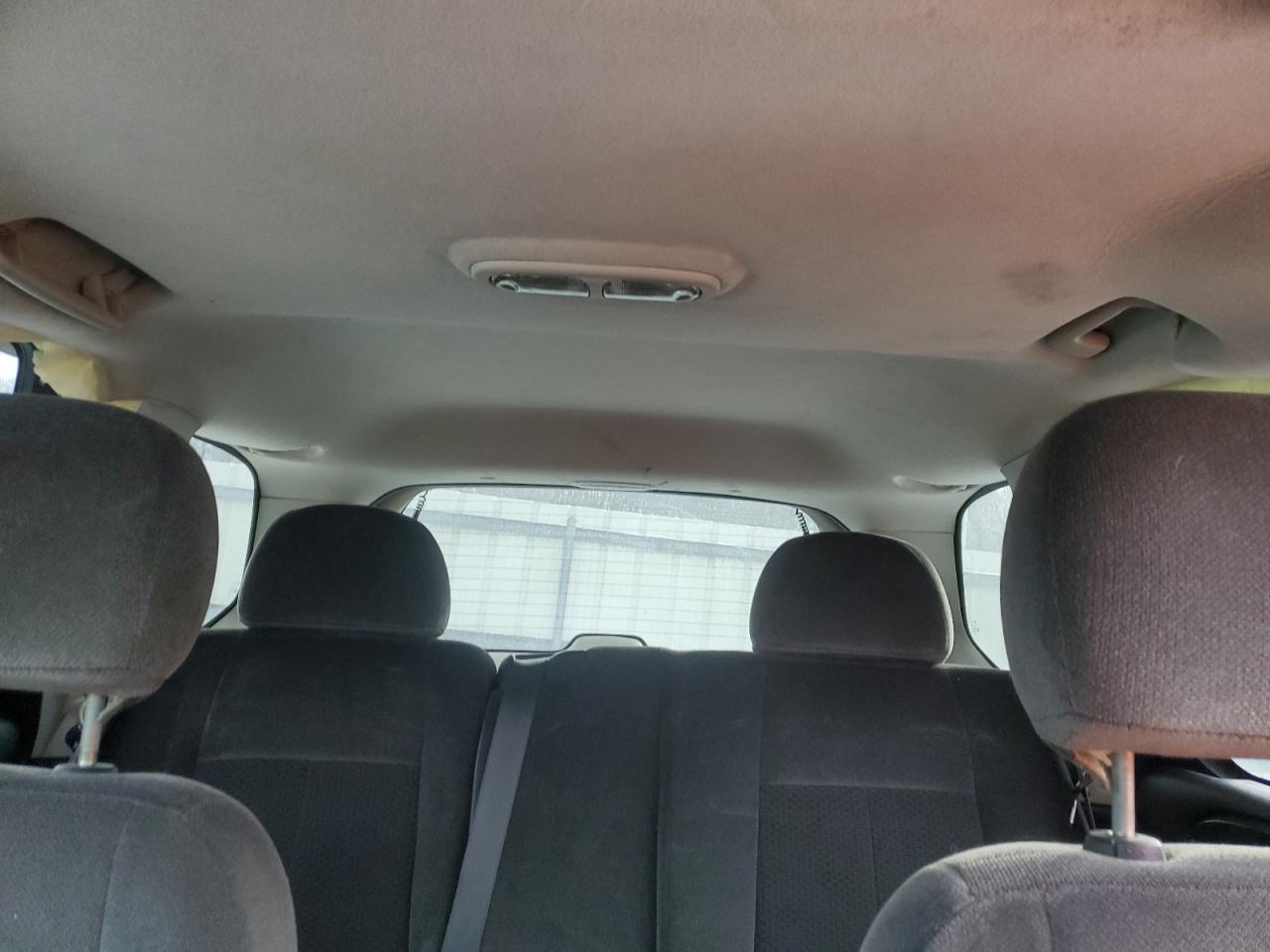 2008 GMC Envoy - Image 10