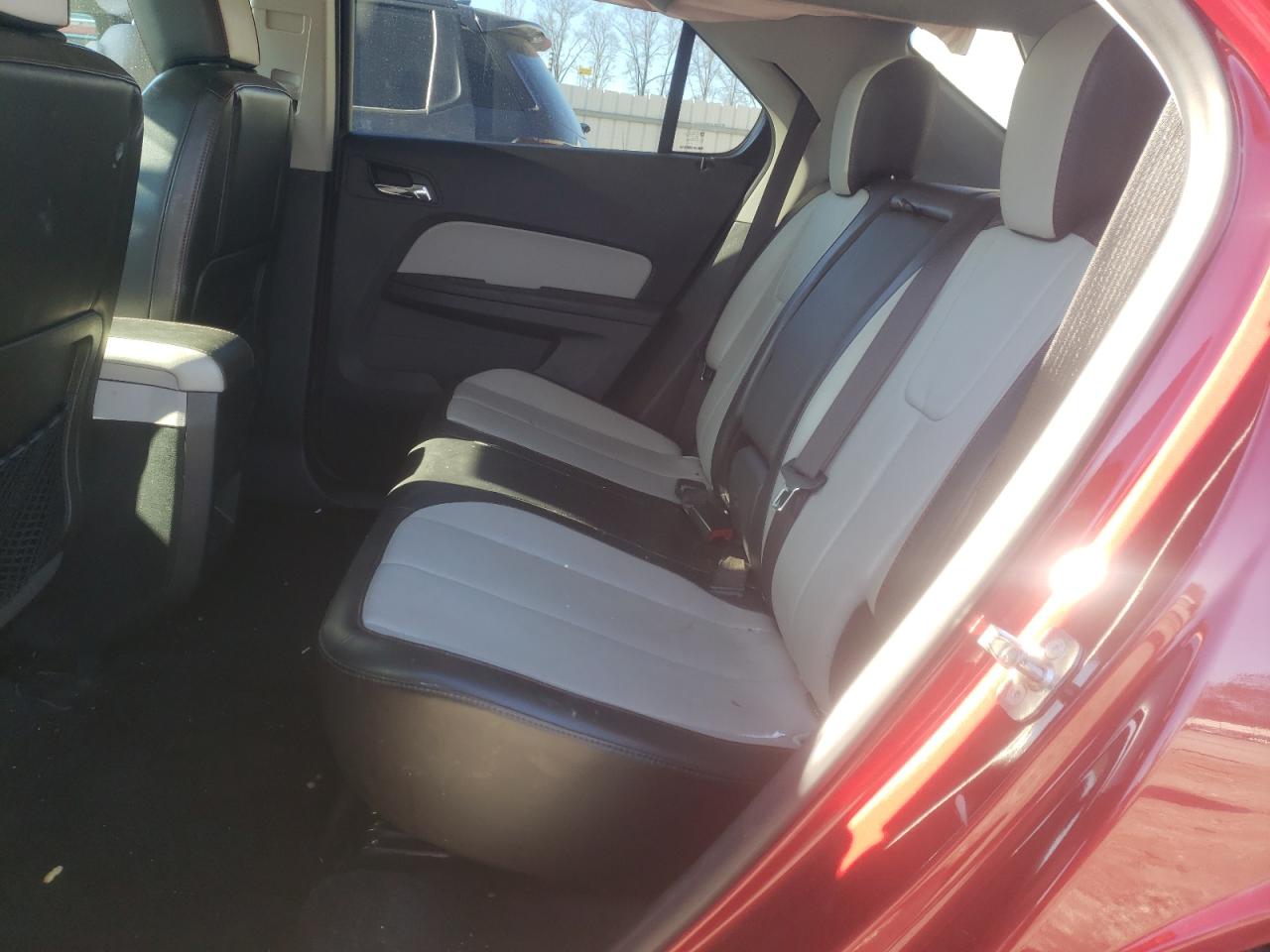 2015 Chevrolet Equinox - Image 12