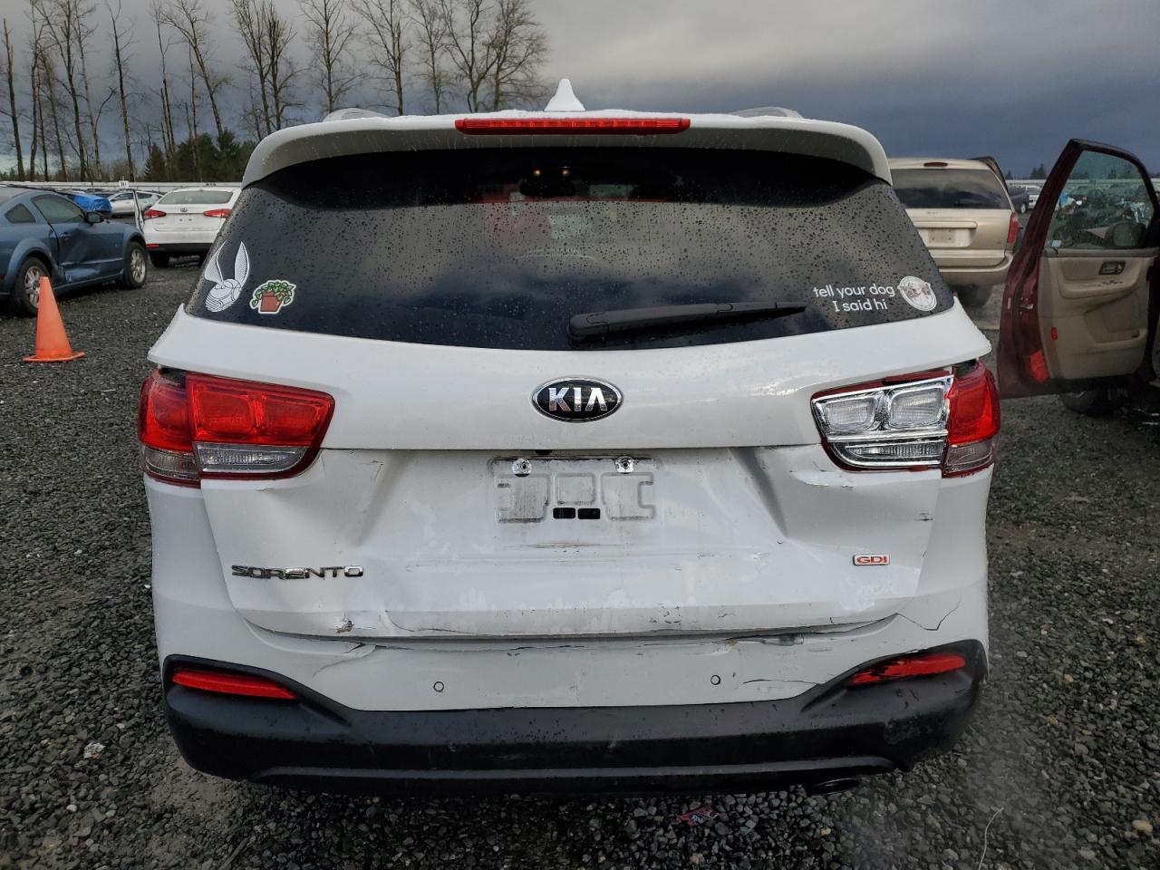 VIN 5XYPGDA39HG332132 2017 KIA SORENTO no.6