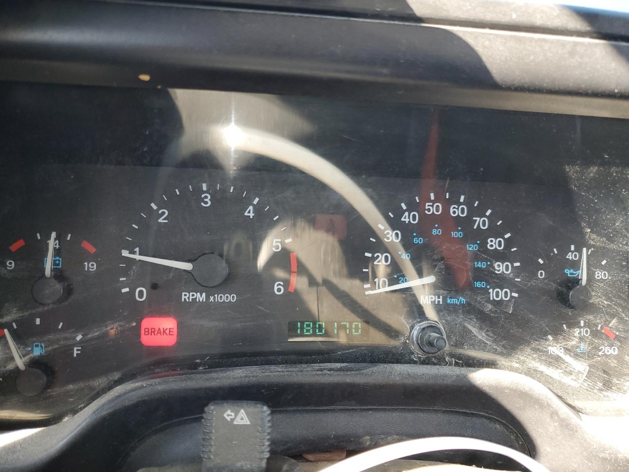 2000 Jeep Wrangler - Image 9