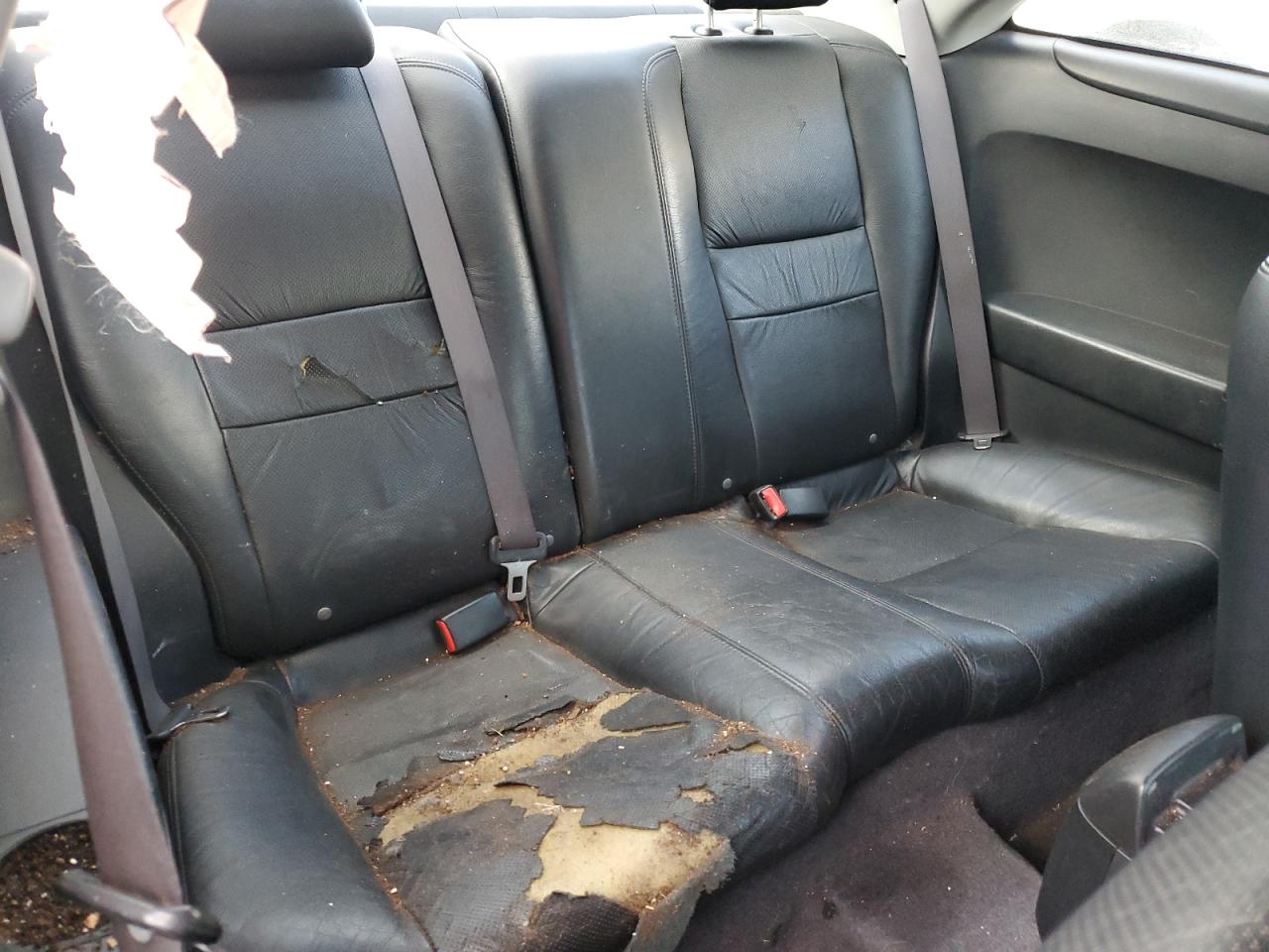 2004 Honda Accord - Image 10
